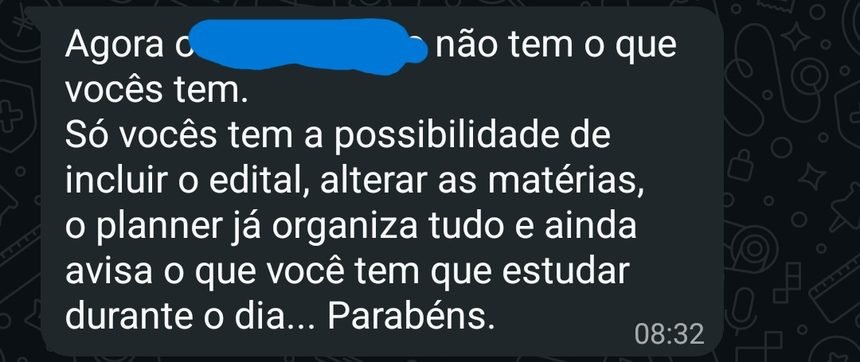 Aluna compara com outra plataforma e elogia poder incluir o edital